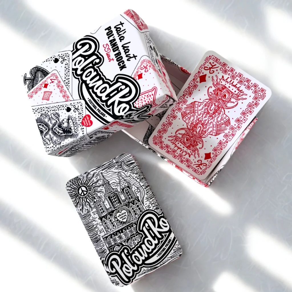 karty-do-gry-wosp-z-pudelkiem