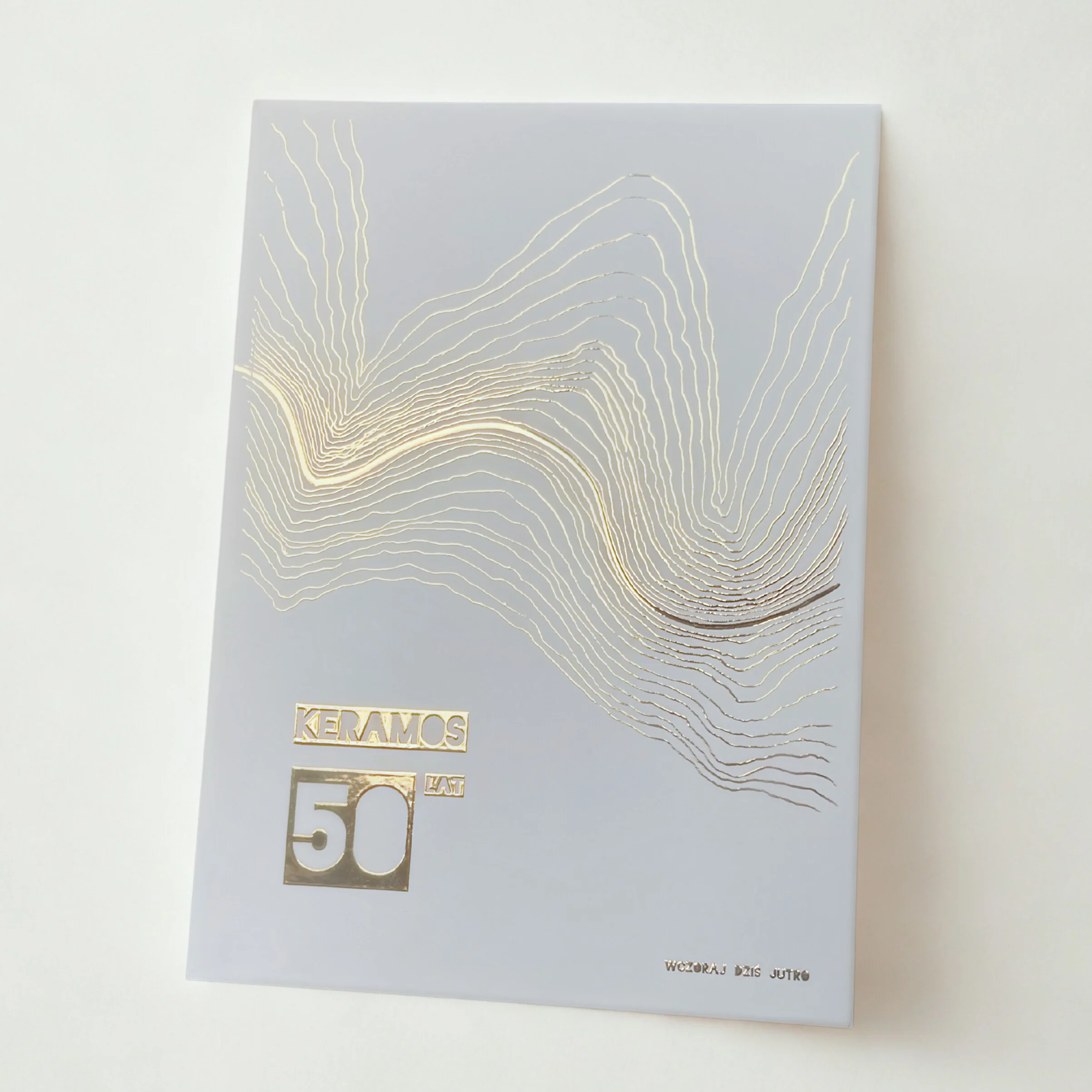 catalog 3D gold on the cover